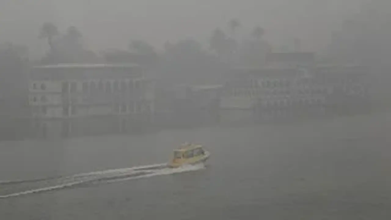 الشبورة المائية تعيق الرؤية وتزيد خطر الحوادث.. حالة الطقس اليوم الخميس 18 ديسمبر 2025